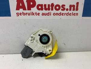 Usados Motor de ventanilla de puerta Audi A4 Avant (B8) 3.0 TDI V6 24V Quattro Precio € 19,99 Norma de margen ofrecido por AP Autos