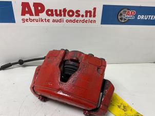 Usagé Etrier de frein avant droit Audi A8 (D4) 4.2 TDI V8 32V Quattro Prix € 124,99 Règlement à la marge proposé par AP Autos