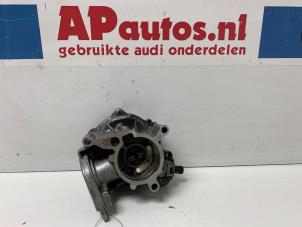Używane Pompa prózniowa (benzyna) Audi A4 (B8) 2.0 TFSI 16V Cena € 49,99 Procedura marży oferowane przez AP Autos