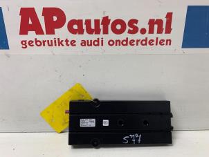 Used Draadloze oplader Audi A3 Sportback (8VA/8VF) 2.0 TDI 16V Quattro Price € 24,99 Margin scheme offered by AP Autos