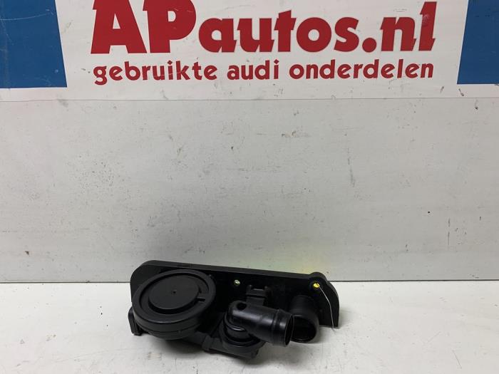 Usagé Ventilation carter Volkswagen Golf V (1K1) 2.0 GTI 16V Prix € 19,99 Règlement à la marge proposé par AP Auto's