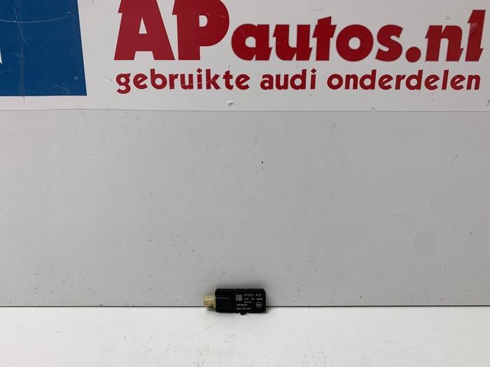 Używane Antena Audi A1 Sportback (GBA) 1.0 30 TFSI 12V Cena € 14,99 Procedura marży oferowane przez AP Auto's