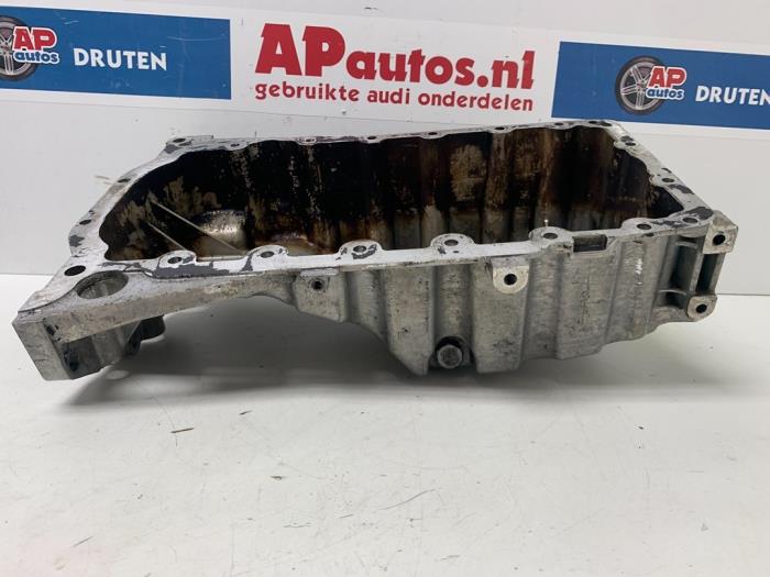 Usagé Couvercle carter Audi A4 (B6) 2.0 20V Prix € 39,99 Règlement à la marge proposé par AP Auto's