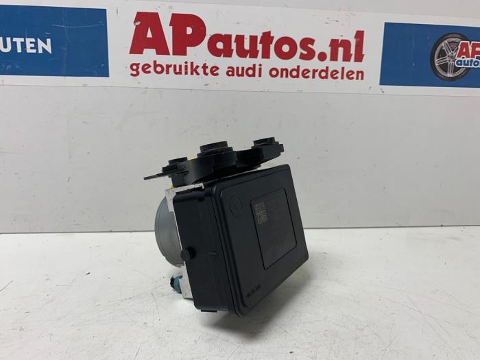 Używane Pompa ABS Audi TTS Roadster (FV9/FVR) 2.0 TFSI 16V TTS Quattro Cena € 199,99 Procedura marży oferowane przez AP Auto's