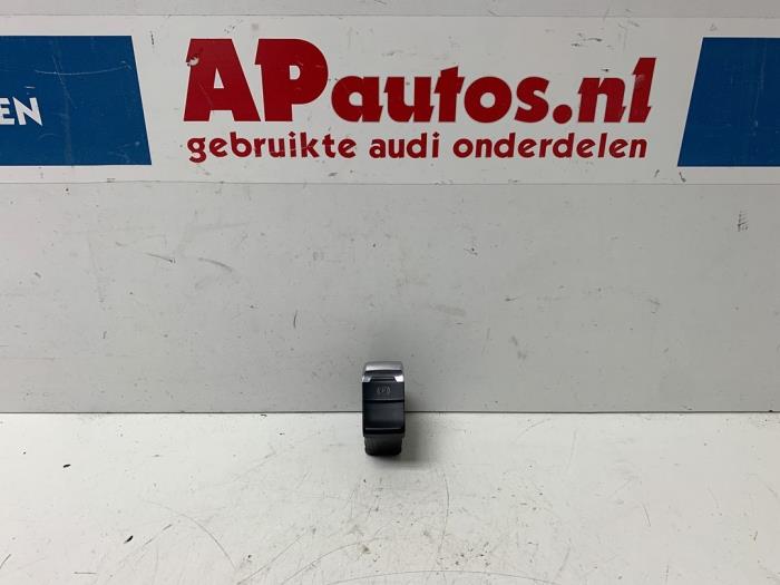 Gebrauchte Handbremse Schalter Audi A4 Avant (B8) 3.0 TDI V6 24V Quattro Preis € 19,99 Margenregelung angeboten von AP Auto's