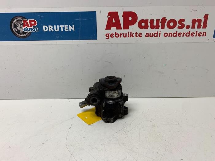 Usagé Pompe de direction Audi A4 Avant (B7) 2.0 TDI 16V Prix € 24,99 Règlement à la marge proposé par AP Auto's