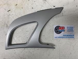 Begagnade Dekorstripe, instrumentbräda Audi A5 Cabrio (8F7) 2.0 TFSI 16V Quattro Pris € 14,99 Marginaltabell erbjuds av AP Auto's