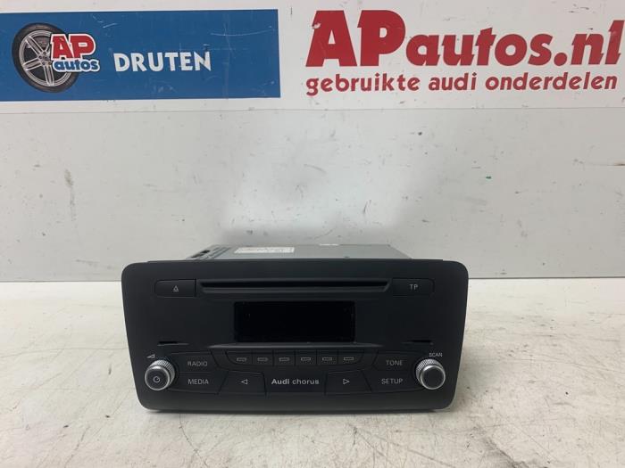 Używane Radioodtwarzacz CD Audi A1 Sportback (8XA/8XF) 1.4 TFSI 16V 122 Cena € 299,99 Procedura marży oferowane przez AP Auto's