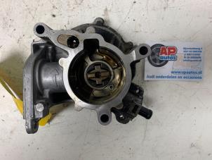 Begagnade Vakuumpump (bensin) Audi A4 Avant (B8) 1.8 TFSI 16V Pris € 39,99 Marginaltabell erbjuds av AP Auto's