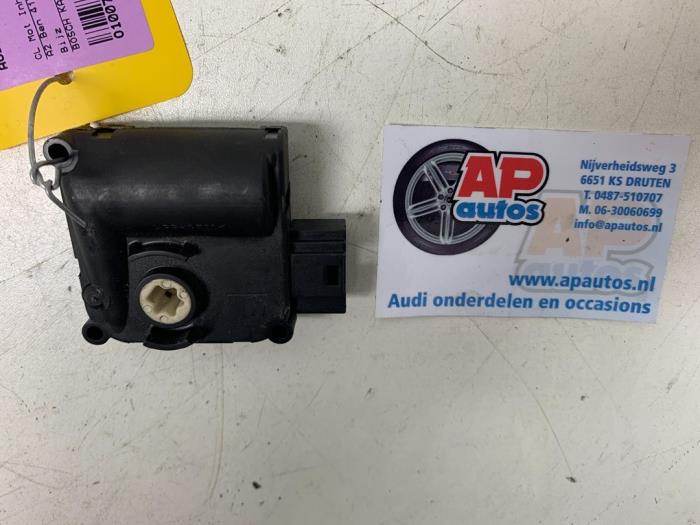 Gebrauchte Heizventil Motor Audi A8 (D3) 4.2 V8 40V Quattro Preis € 14,99 Margenregelung angeboten von AP Auto's