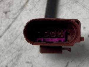 Lambda probe from a Audi A3 Sportback (8VA/8VF) 1.4 TFSI 16V 2013