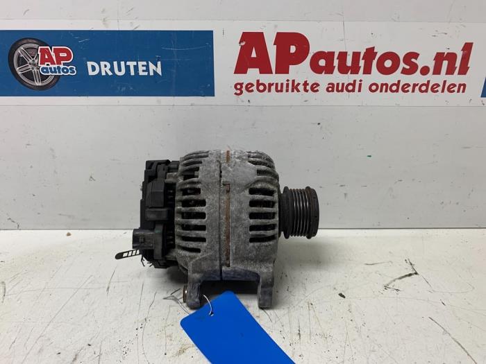 Usagé Dynamo Audi A4 Cabrio (B7) 2.0 TDI Prix € 19,99 Règlement à la marge proposé par AP Auto's