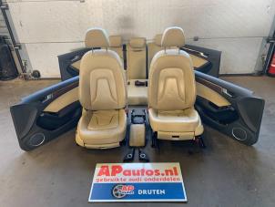 Begagnade Klädsel, uppsättning (komplett) Audi A4 Allroad Quattro (B8) 2.0 TDI 16V Pris € 399,99 Marginaltabell erbjuds av AP Auto's