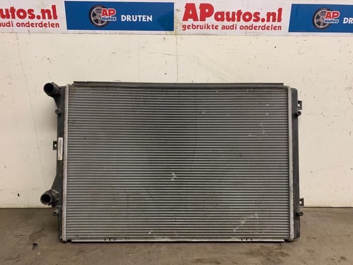 Usagé Radiateur Audi A3 Cabriolet (8P7) 2.0 TFSI 16V Prix € 49,99 Règlement à la marge proposé par AP Auto's