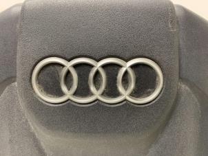 Abdeckblech Motor van een Audi A4 Avant (B8) 1.8 TFSI 16V 2015