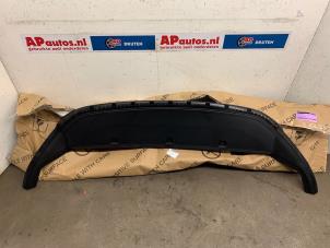 Nuevos Spoiler parachoques delantero Volkswagen Golf VII (AUA) 1.4 GTE 16V Precio € 84,69 IVA incluido ofrecido por AP Auto's