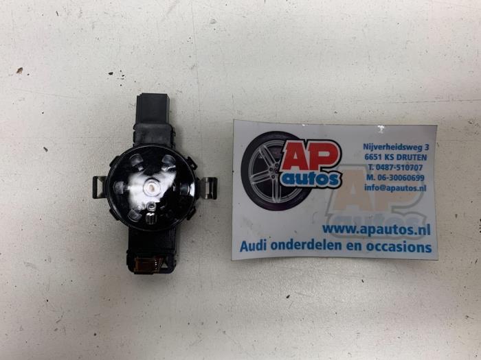 Begagnade Regnsensor Audi A1 Sportback (8XA/8XF) 1.0 TFSI Ultra 12V Pris € 19,99 Marginaltabell erbjuds av AP Auto's