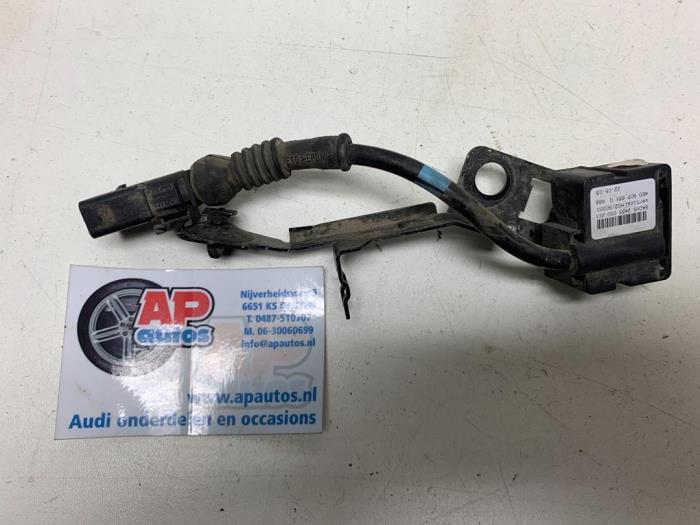 Begagnade Sensor (övriga) Audi A8 (D3) 3.7 V8 40V Quattro Pris € 19,99 Marginaltabell erbjuds av AP Auto's