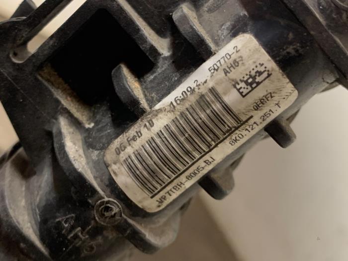 Radiator from a Audi A4 Avant (B8) 1.8 TFSI 16V 2010