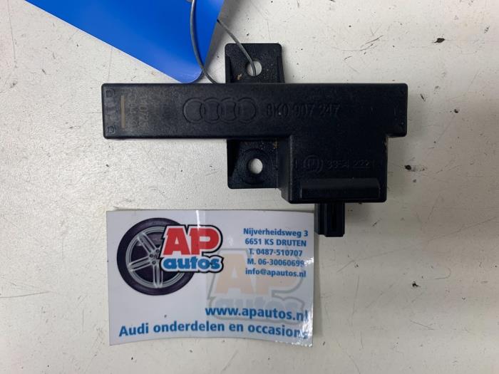 Używane Keyless Entry-Antena Audi Q5 (8RB) 2.0 TFSI 16V Quattro Cena € 9,99 Procedura marży oferowane przez AP Auto's