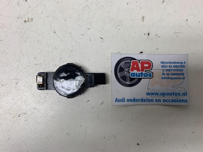 Begagnade Regnsensor Audi Q5 (8RB) 2.0 TFSI 16V Quattro Pris € 19,99 Marginaltabell erbjuds av AP Auto's
