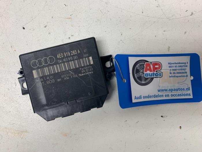 Usados Módulo PDC Audi A8 (D3) 3.7 V8 40V Quattro Precio € 39,99 Norma de margen ofrecido por AP Auto's