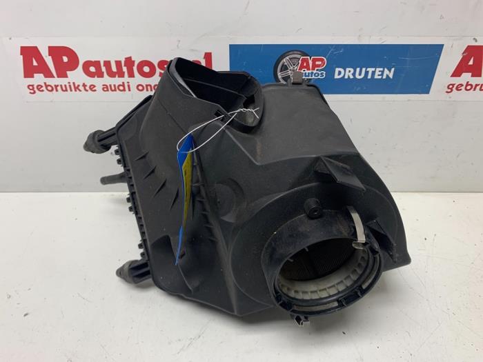 Gebrauchte Luftfiltergehäuse Audi A6 Avant (C6) 4.2 V8 40V Quattro Preis € 74,99 Margenregelung angeboten von AP Auto's