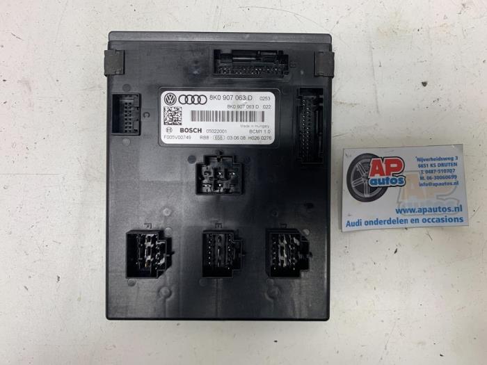 Używane Sterownik Body Control Audi A4 (B8) 1.8 TFSI 16V Cena € 49,99 Procedura marży oferowane przez AP Auto's