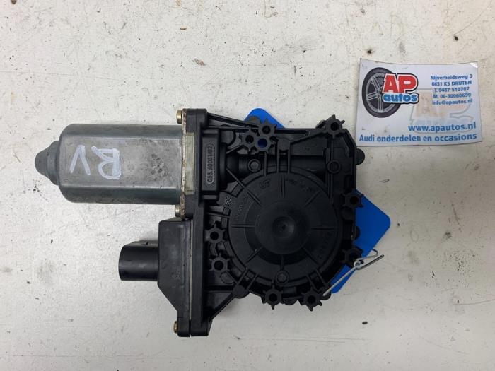 Usados Motor de ventanilla de puerta Audi TT (8N3) 1.8 20V Turbo Quattro Precio € 74,99 Norma de margen ofrecido por AP Auto's