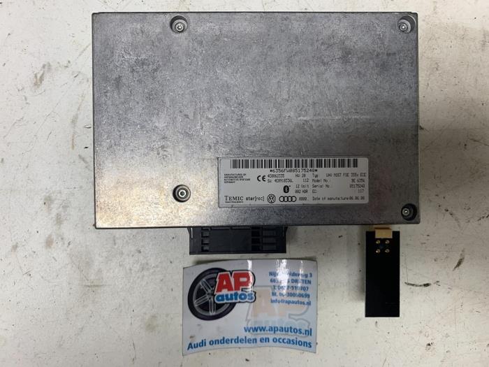 Begagnade Telefonmodul Audi A5 (8T3) 1.8 TFSI 16V Pris € 99,99 Marginaltabell erbjuds av AP Auto's