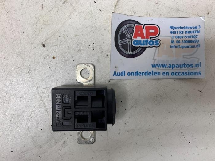 Begagnade Airbagsensor Audi A5 (8T3) 1.8 TFSI 16V Pris € 19,99 Marginaltabell erbjuds av AP Auto's