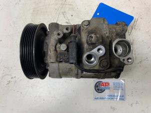 Używane Pompa klimatyzacji Audi A4 Avant (B7) 3.2 FSI V6 24V Quattro Cena € 74,99 Procedura marży oferowane przez AP Auto's