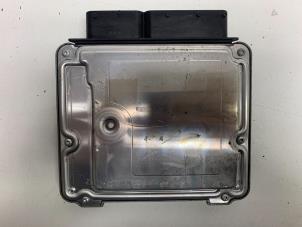 Engine management computer from a Audi A3 Sportback (8PA) 1.6 FSI 16V 2004