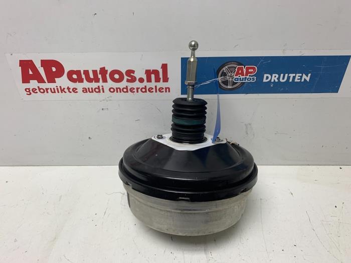 Usagé Servo frein Audi A4 Avant (B9) 2.0 TDI 16V Prix € 69,99 Règlement à la marge proposé par AP Auto's