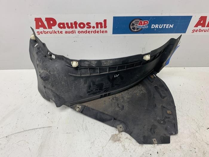 Używane Nadkole Audi A4 Avant (B9) 2.0 TDI 16V Cena € 34,99 Procedura marży oferowane przez AP Auto's