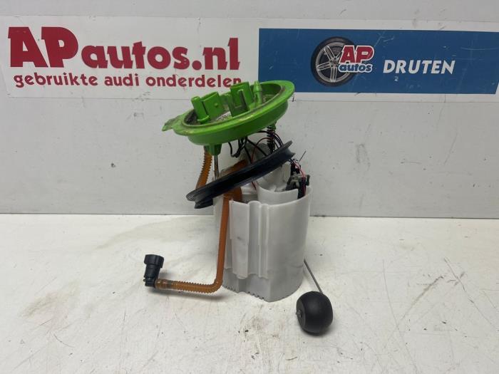 Usagé Pompe à carburant Audi A3 Sportback (8VA/8VF) 1.8 TFSI 16V Quattro Prix € 74,99 Règlement à la marge proposé par AP Auto's