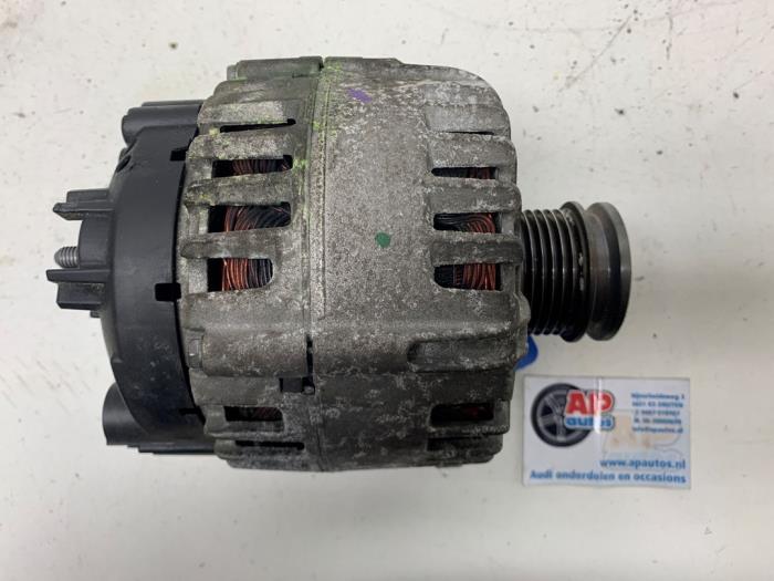 Begagnade Dynamo Audi A3 Sportback (8VA/8VF) 1.4 TFSI ACT 16V Pris € 29,99 Marginaltabell erbjuds av AP Auto's