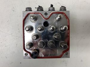 ABS Pumpe van een Audi A3 Sportback (8VA/8VF) 1.4 TFSI ACT 16V 2013