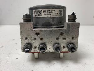 ABS Pumpe van een Audi A3 Sportback (8VA/8VF) 1.4 TFSI ACT 16V 2013