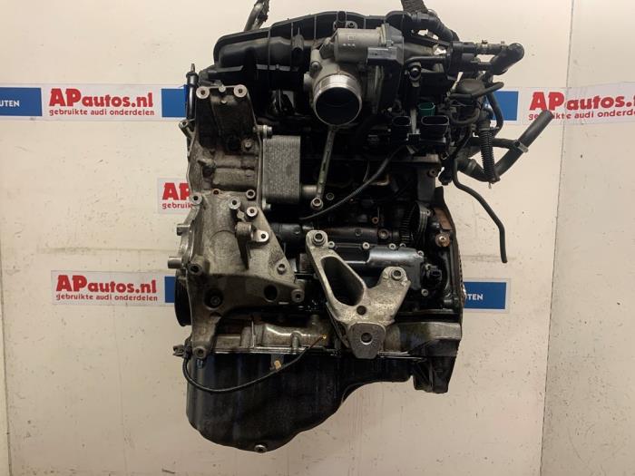 Motor van een Audi Q5 (8RB) 2.0 TFSI 16V Quattro 2009