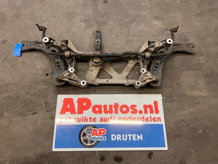 Begagnade Underram Audi A3 (8V1/8VK) 1.4 TFSI 16V Pris € 149,99 Marginaltabell erbjuds av AP Auto's