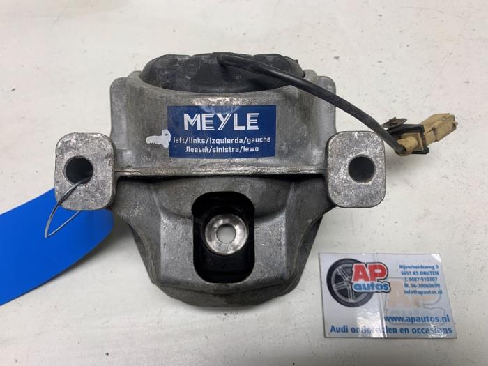 Used Engine mount Audi A4 Avant (B8) 2.0 TFSI 16V Price € 24,99 Margin scheme offered by AP Auto's