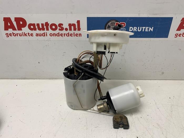 Usagé Pompe d'injection Audi A6 Avant (C7) 2.0 TFSI 16V Prix € 99,99 Règlement à la marge proposé par AP Auto's