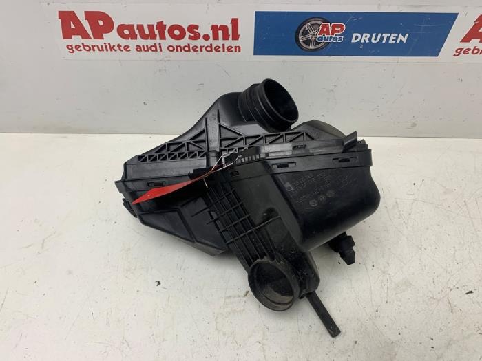 Begagnade Luftfilterhus Audi A4 (B8) 1.8 TFSI 16V Pris € 29,99 Marginaltabell erbjuds av AP Auto's