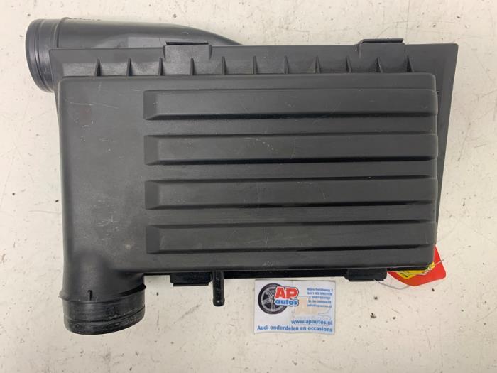 Gebrauchte Luftfiltergehäuse Audi A3 Sportback (8VA/8VF) 1.2 TFSI 16V Preis € 39,99 Margenregelung angeboten von AP Auto's