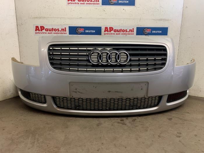 Usados Parachoques Audi TT (8N3) 1.8 20V Turbo Precio € 299,99 Norma de margen ofrecido por AP Auto's