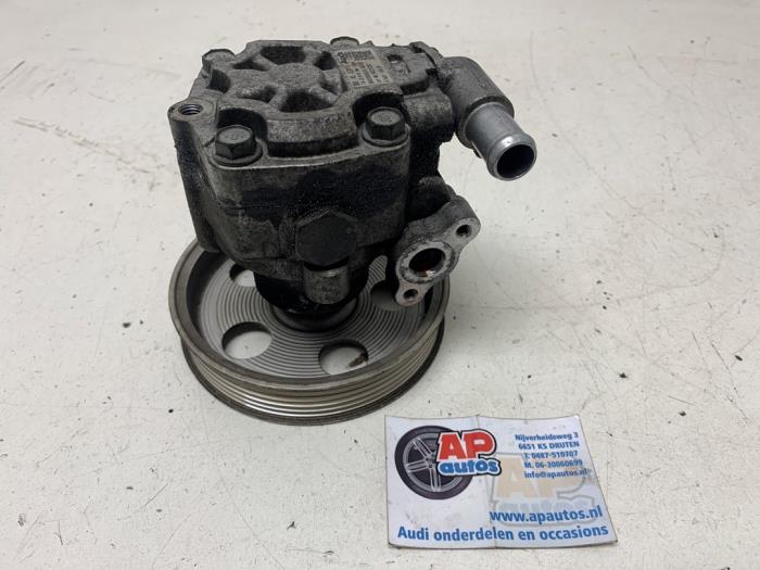 Usagé Pompe de direction Audi A4 Avant (B8) 1.8 TFSI 16V Prix € 34,99 Règlement à la marge proposé par AP Auto's