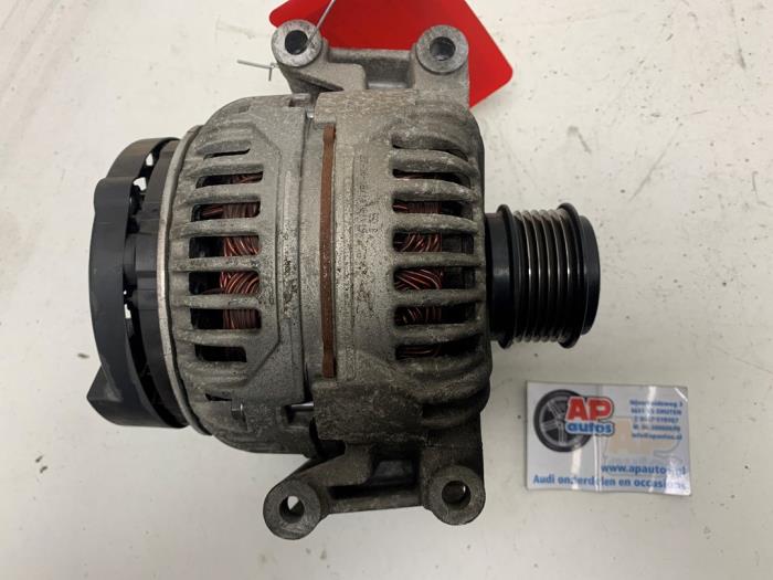 Usagé Dynamo Audi A4 Avant (B8) 1.8 TFSI 16V Prix € 59,99 Règlement à la marge proposé par AP Auto's