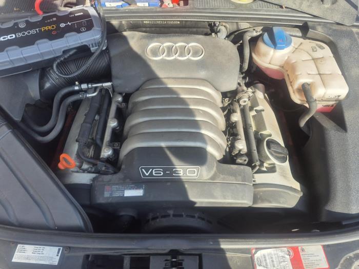 Używane Silnik Audi A4 Avant (B6) 3.0 V6 30V Quattro Cena € 1.999,99 Procedura marży oferowane przez AP Auto's