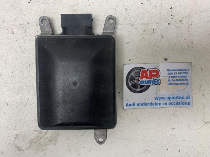 Używane Czujnik Side Assist Audi A3 Limousine (8VS/8VM) 2.0 TFSI 16V Cena € 199,99 Procedura marży oferowane przez AP Auto's